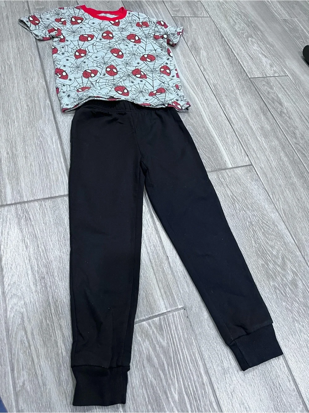 Marvel Black Kids Shirt & Jogger Sweatpants